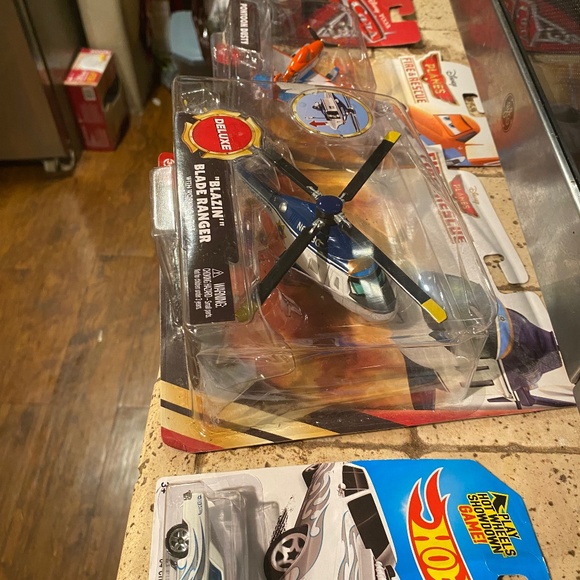 Pixar Disney toys - Picture 1 of 13
